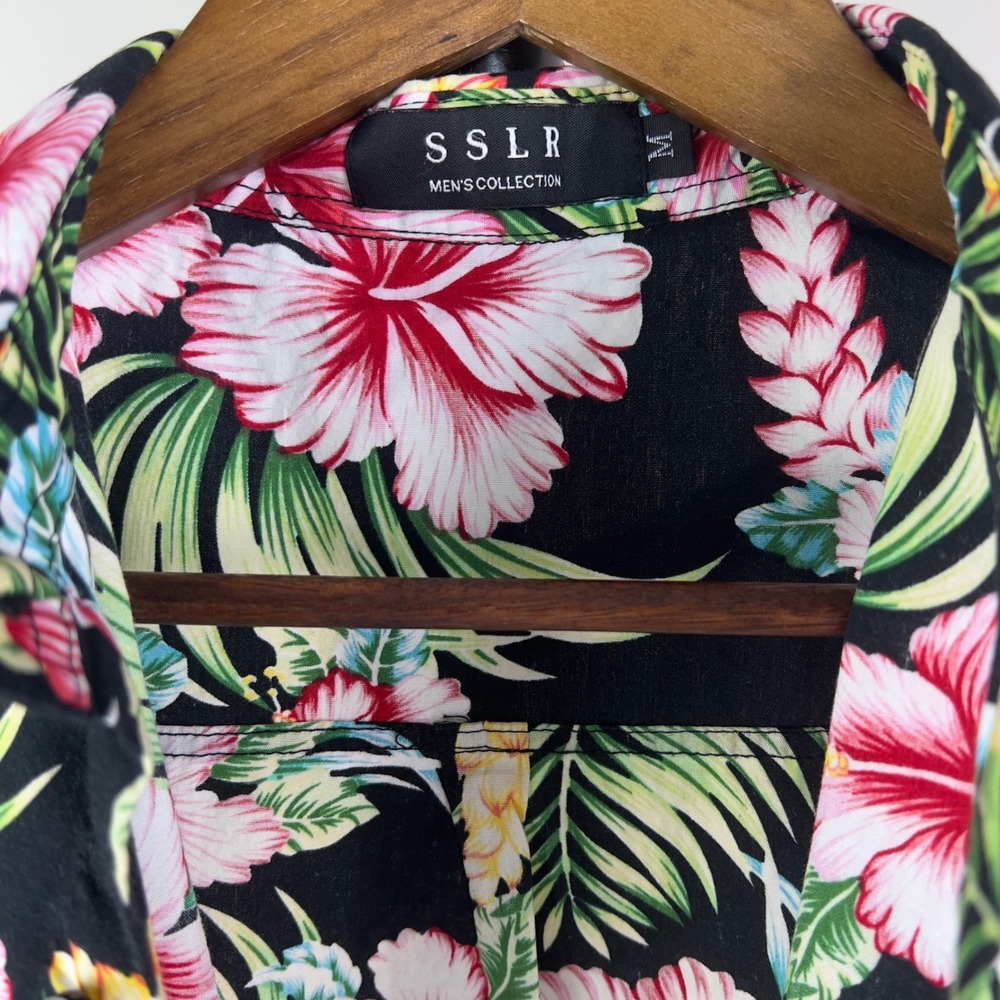 SSLR Mens Tropical Hibiscus Floral Button Down Shirt Black Pink Medium - Picture 3 of 7